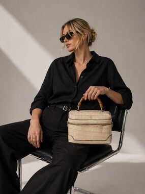 Pratesi Firenze Croc Embossed Leather Top Handle Crossbody Bag Bamboo Handle NWT